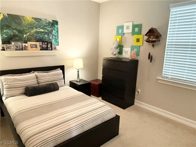 Building Photo - 16542 Crescent Beach Way