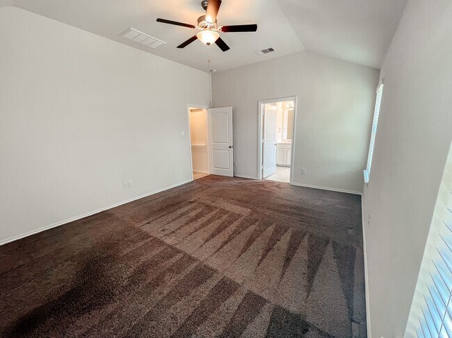 Building Photo - 5727 Pampus Prairie Rd