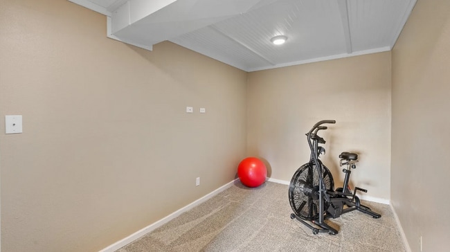 Building Photo - 1372 Orchard Loop