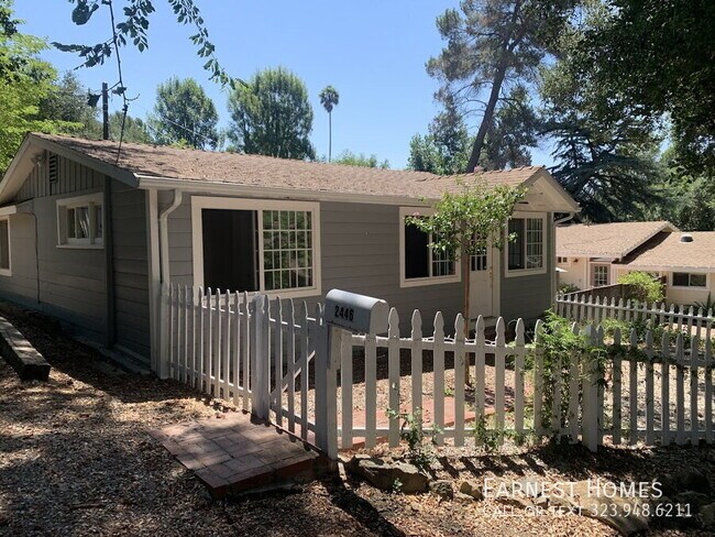 Building Photo - 2446 Liberty Ln