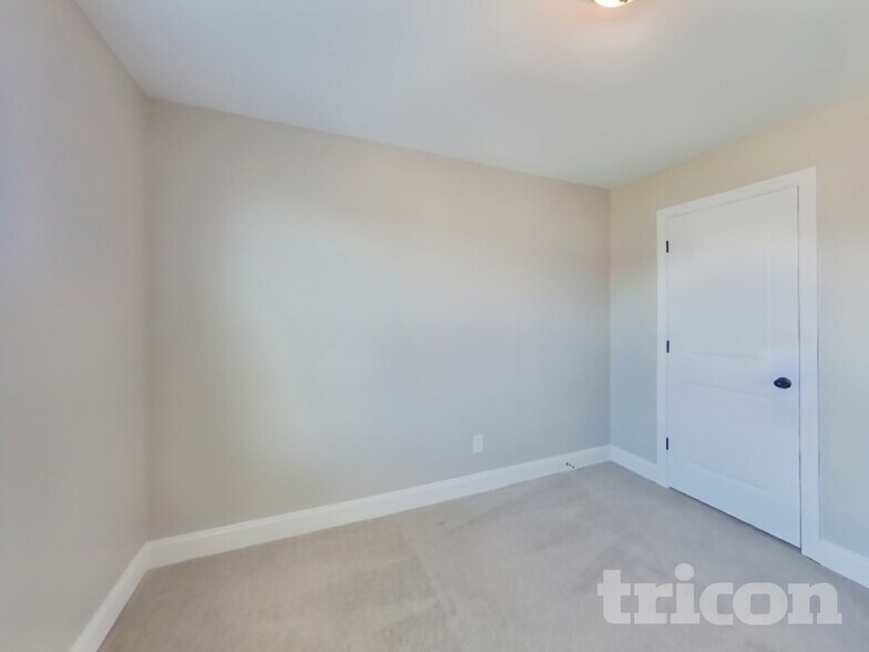 Building Photo - 1041 Charles Thomas Dr