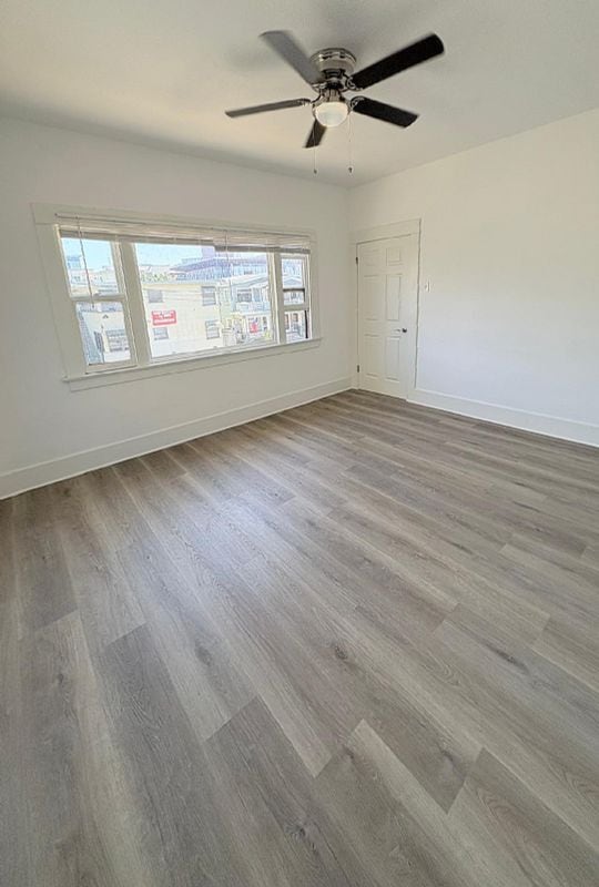 Building Photo - 433 W 4TH St