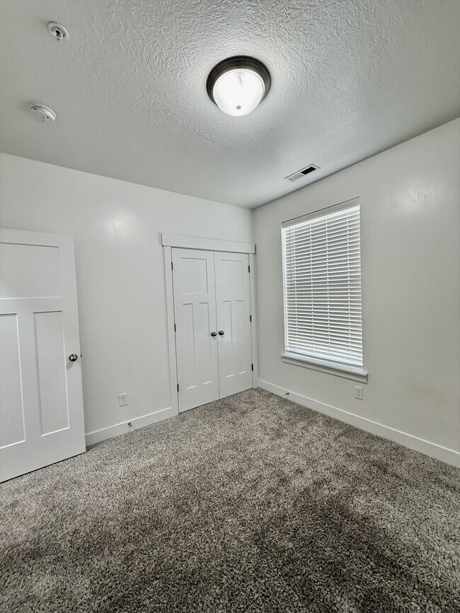Building Photo - 1809 W Terra Vista Ln