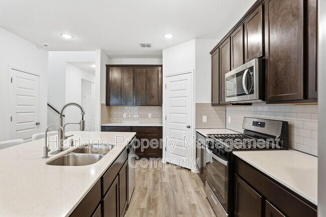 Building Photo - 13250 Hagerd Lp