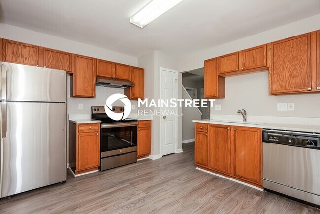 Building Photo - 4 Bedroom Pet-Friendly Home in Charlotte, ...