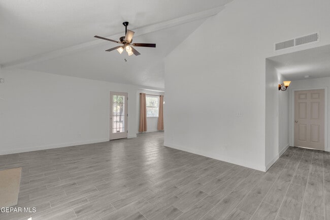 Building Photo - 6541 Dakota Ridge Dr