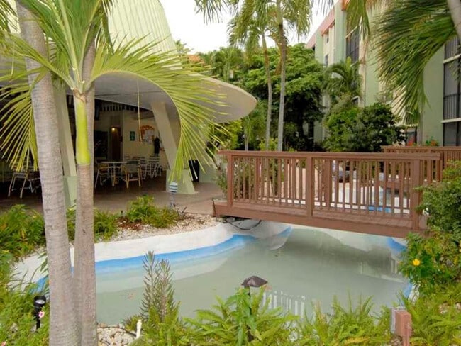 Building Photo - 5321 NE 24th Terrace