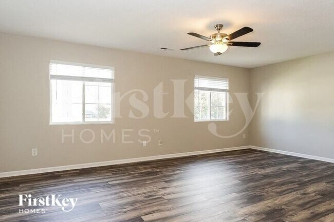 Building Photo - 5607 Townsend Farm Ct