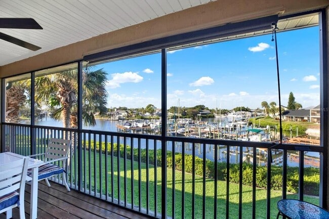 Building Photo - 622 Yardarm Dr