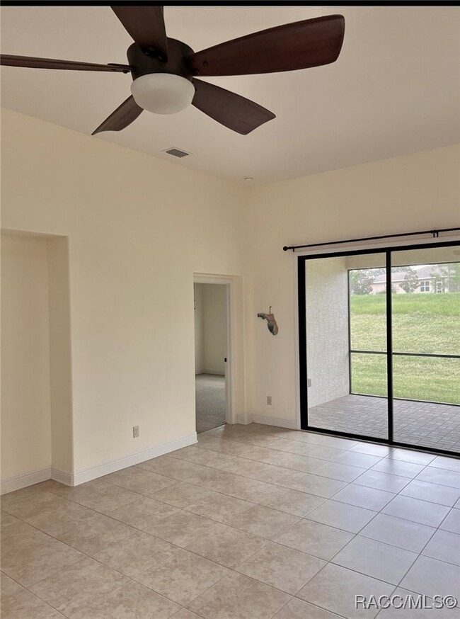 Building Photo - 2395 N Brentwood Cir