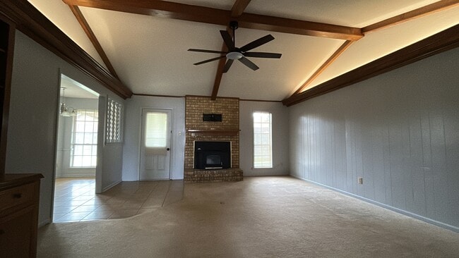 Primary Photo - 1412 Woodbridge Dr