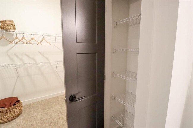 Building Photo - 305 Collins Industrial Way