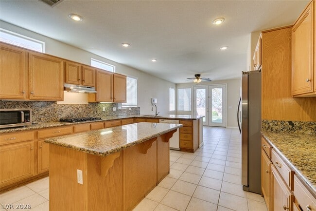 Building Photo - 2722 Woodflower Ave