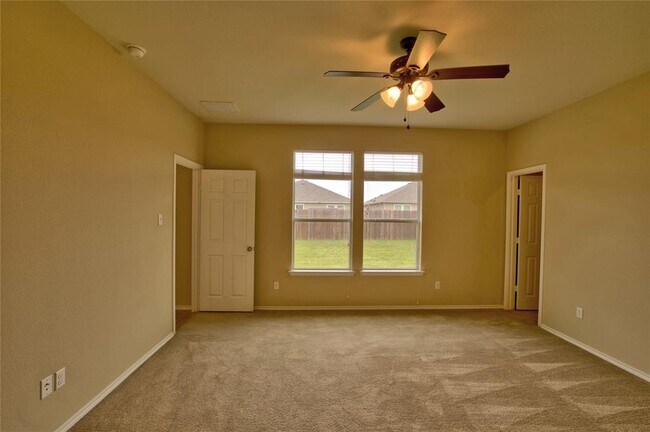 Building Photo - 141 Marcheeta Way