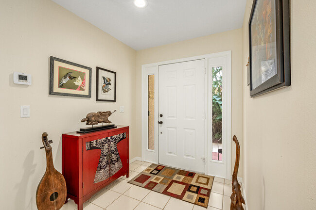 Building Photo - 3120 River Villa Way