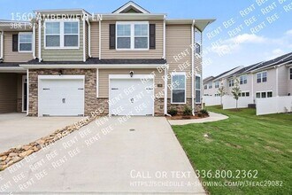 Building Photo - 1560 Amberview Ln