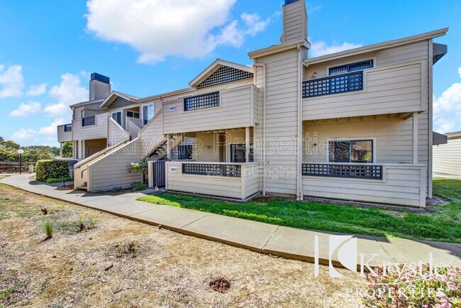 Building Photo - 1201 Glen Cove Pkwy