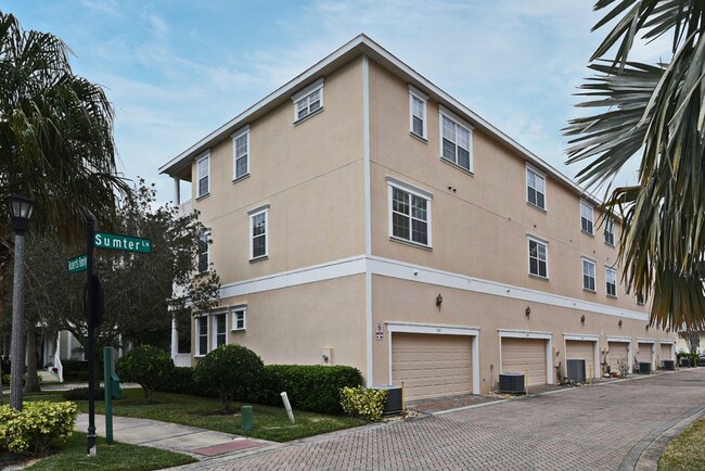 Building Photo - Ideal location in  Winter Springs