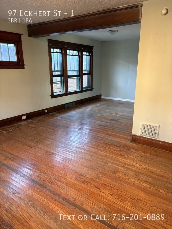Building Photo - 97 Eckhert St