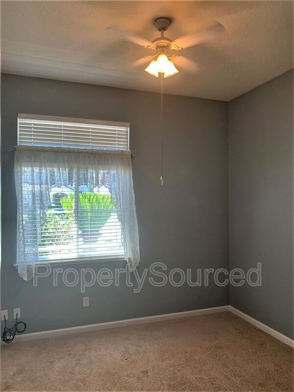 Building Photo - 857 Tannehill Dr