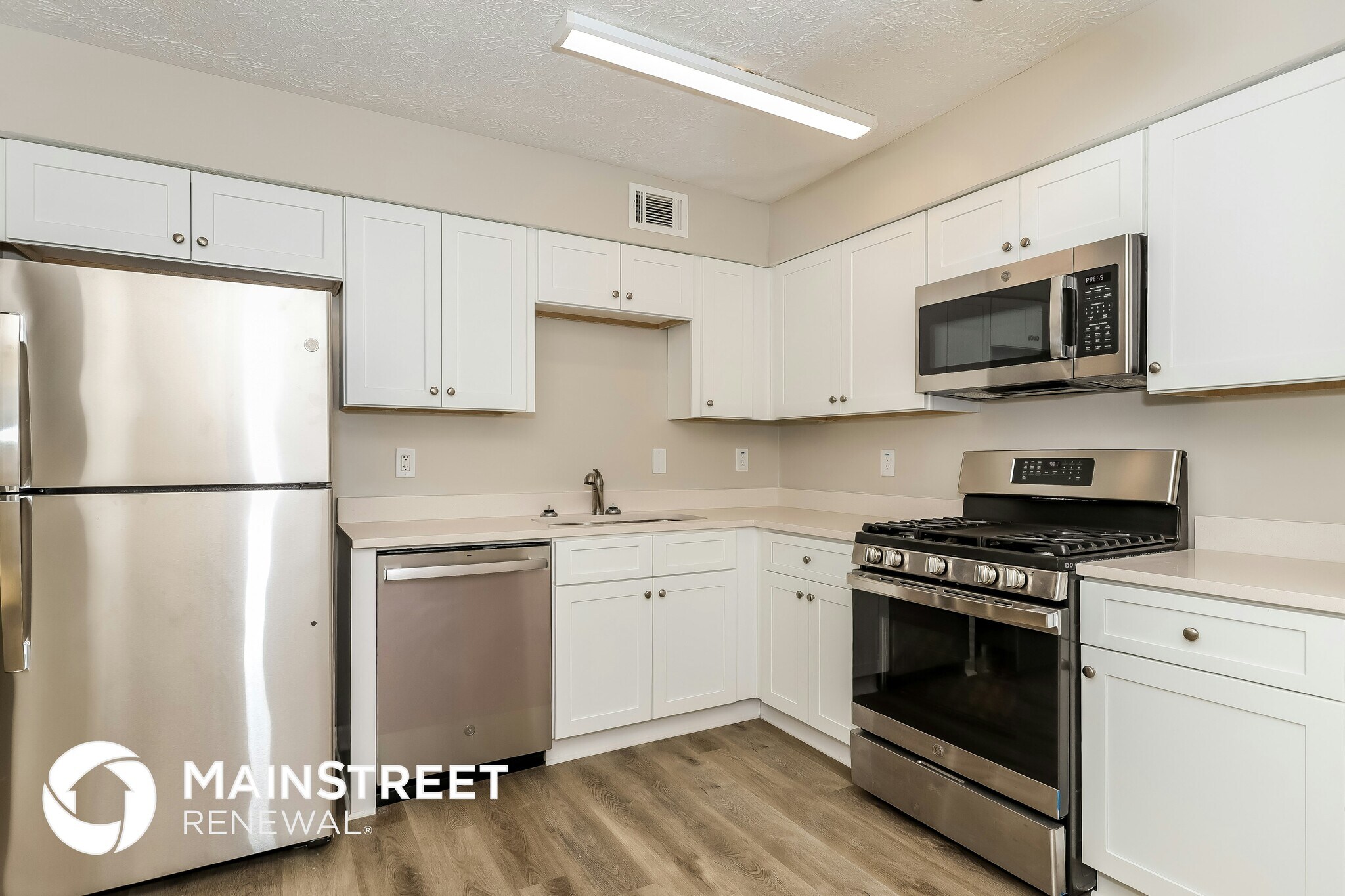 Building Photo - 5541 Panola Pl