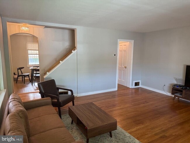 Building Photo - 5032 Sargent Rd NE