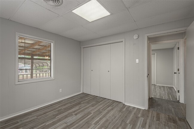 Building Photo - 299 Pine Harbor Dr