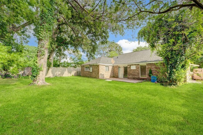 Building Photo - 7214 Mobud Dr
