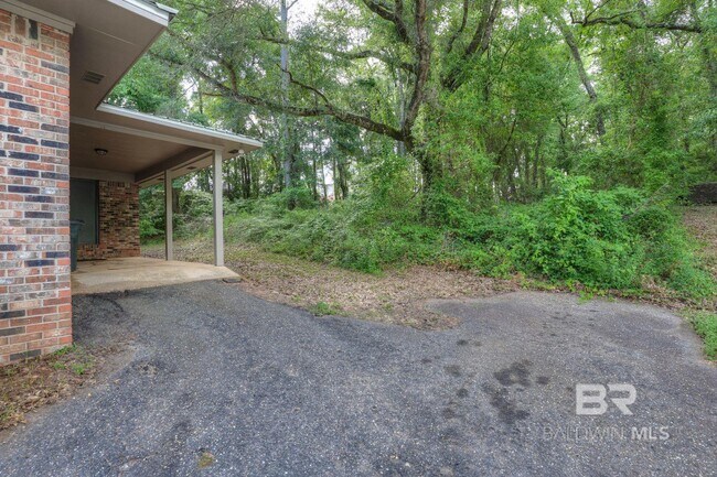 Building Photo - 7269 Charbon Dr