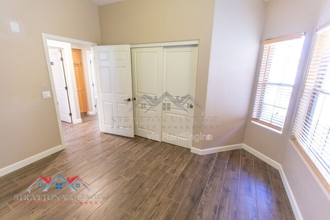 Building Photo - 38414 N 12th St