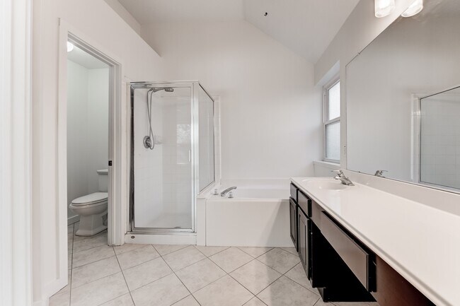 Building Photo - 31302 Baker Lake Dr