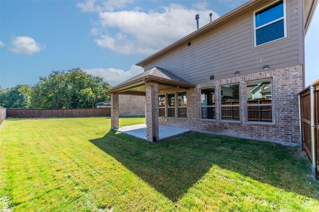 Building Photo - Next To New in FRISCO ISD