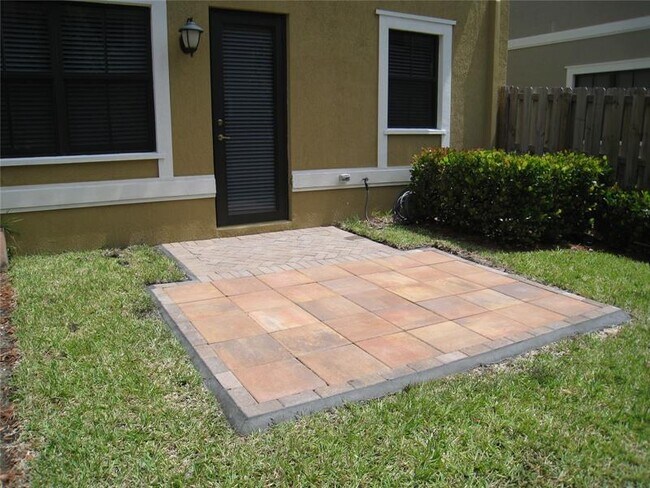 Building Photo - 9624 Waterview Way