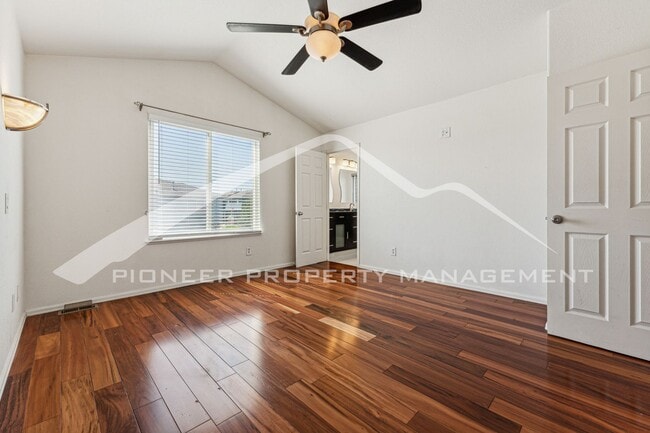Building Photo - Spacious Home with Fenced Yard and Central AC