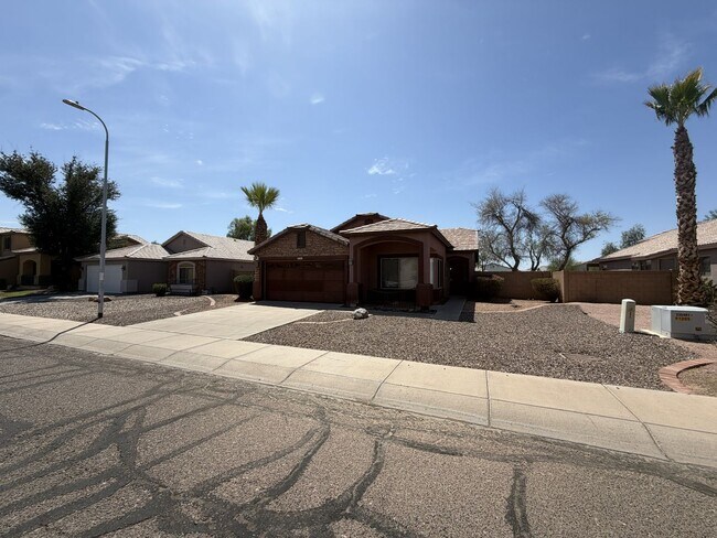 Building Photo - 3816 S 74th Dr