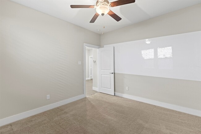 Building Photo - 1420 Wilson St