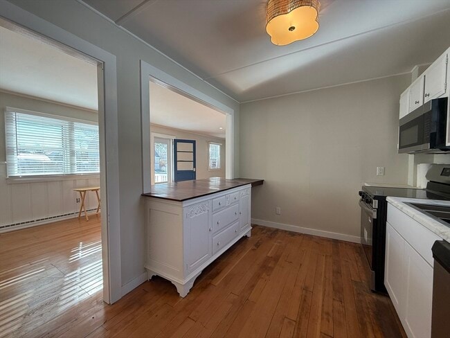 Building Photo - 2 Cochituate Rd