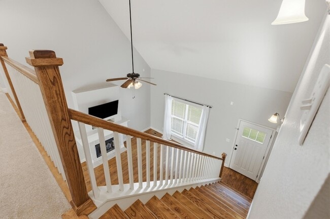 Building Photo - 723 Windrush Loop
