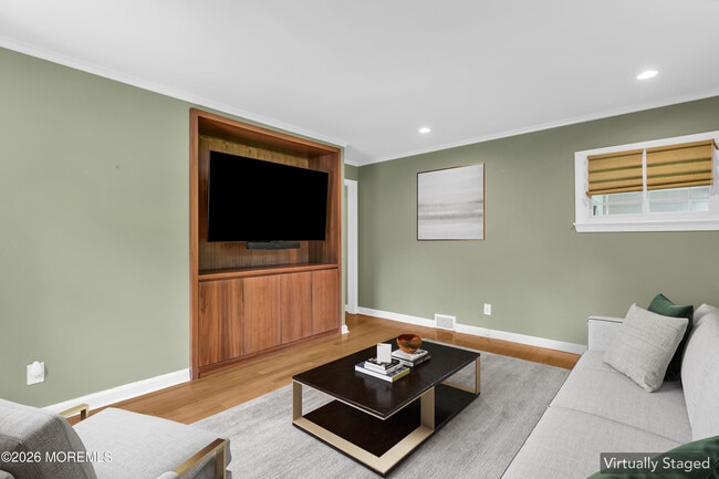 Building Photo - 17 Hilltop Terrace N