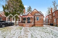 Building Photo - 15866 Mansfield St