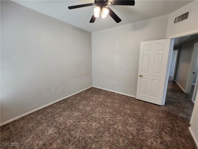 Building Photo - 1500 Ruby Cliffs Ln
