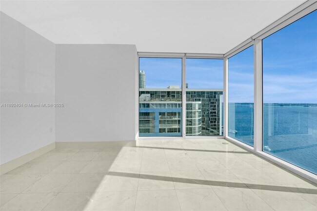 Building Photo - 2101 Brickell Ave
