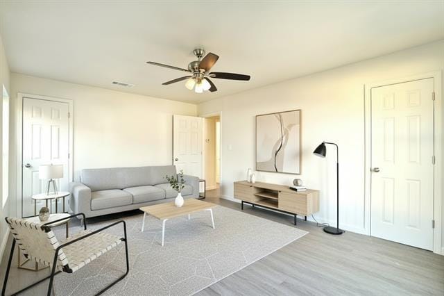 Building Photo - 7115 Parkdale Dr