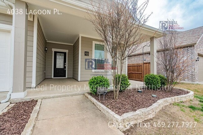 Building Photo - 4038 Lagoon Pl