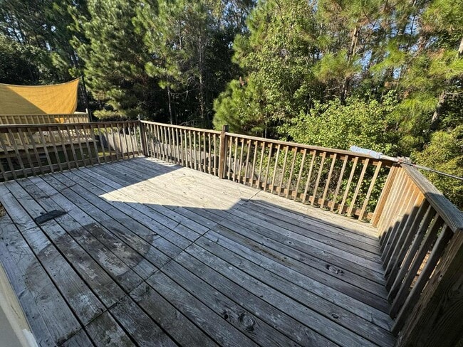 Building Photo - 6206 W Desoto St