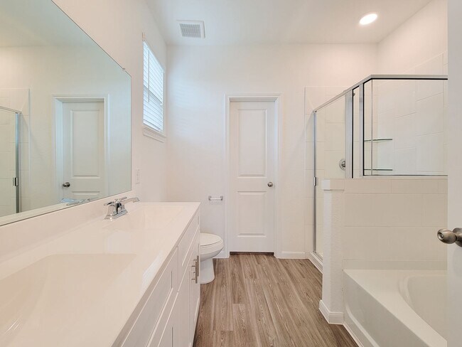 Building Photo - Beautiful brand-new construction with exceptional lake view in a new master planned community in ...