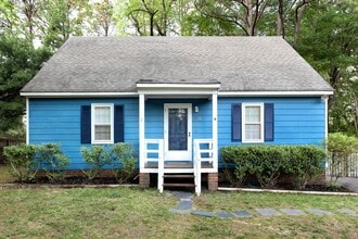 Building Photo - 4 Bedroom Home in North Chesterfield ***Available NOW***