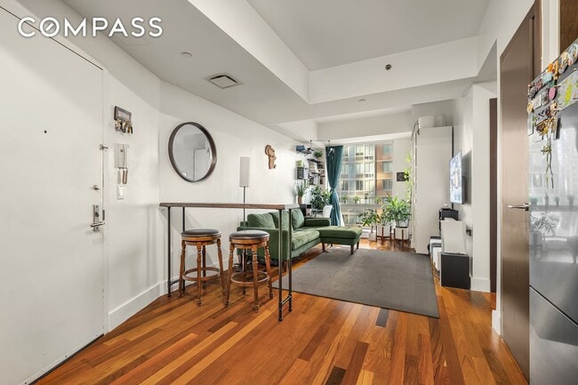 Building Photo - 150 Myrtle Ave