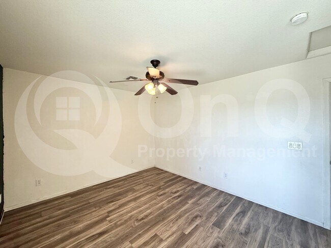 Building Photo - 4805 W Alicia Dr