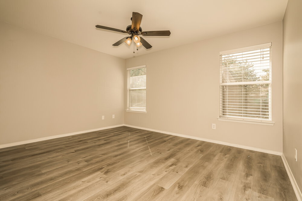 Building Photo - 1108 Savage Dr